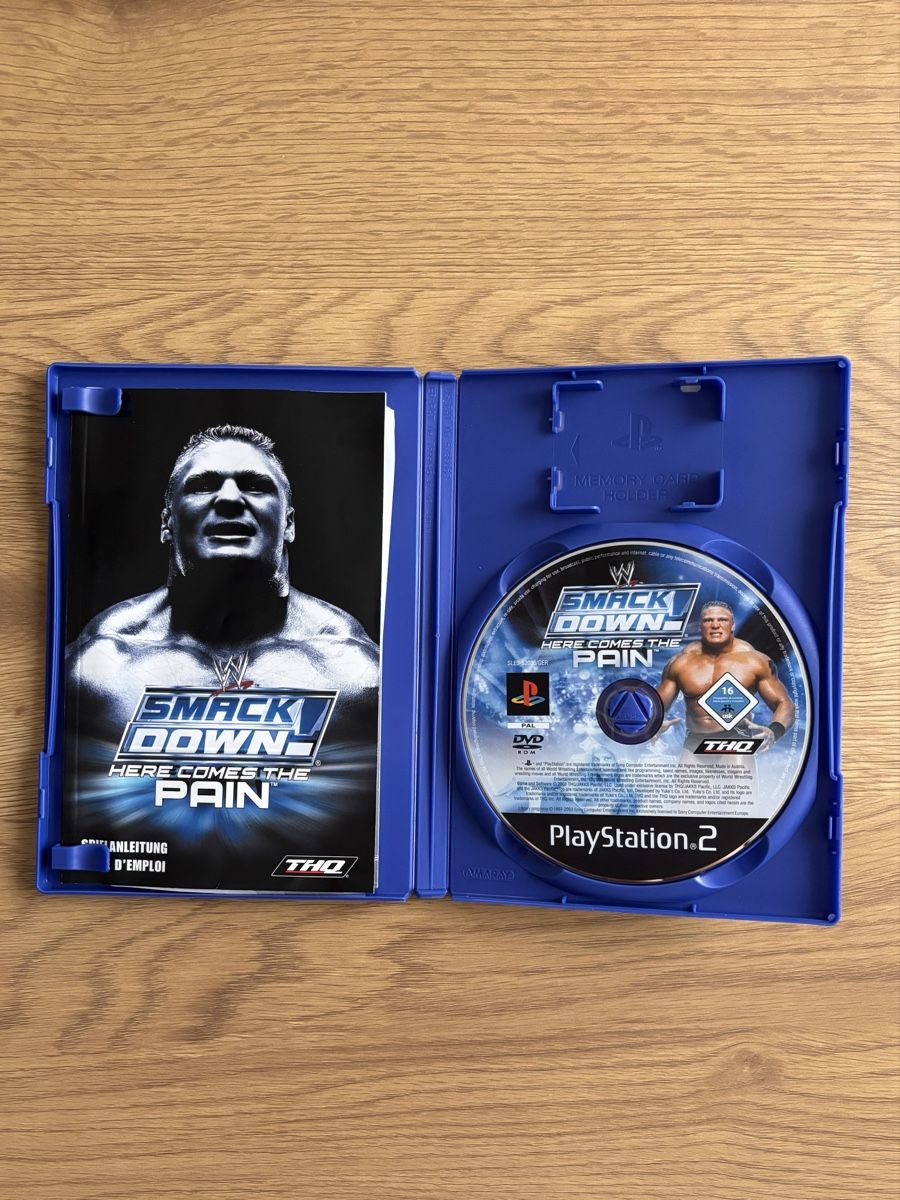 Giochi: PS2 - WWE SmackDown Here Comes The Pain – Usato da Worb venduto da d.collective 2