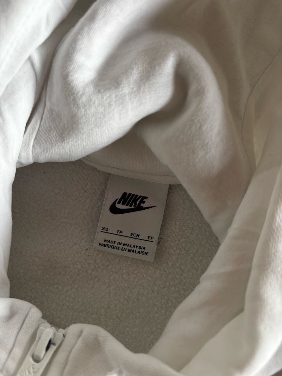 Nike Maglioni & Felpe: Sweat-shirt Nike – Usato da Vouvry venduto da sha_rk5q 3