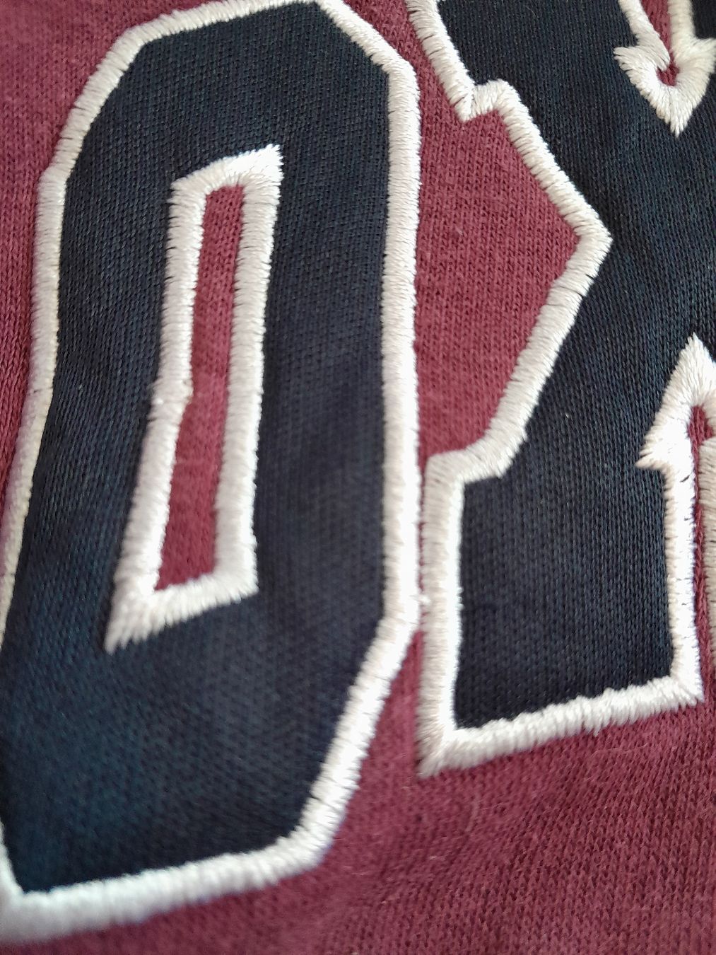 Maglioni & Felpe: Pull Oxford University bordeaux, taille S, impeccable! – Usato da Renens VD venduto da ser_j2fn 2
