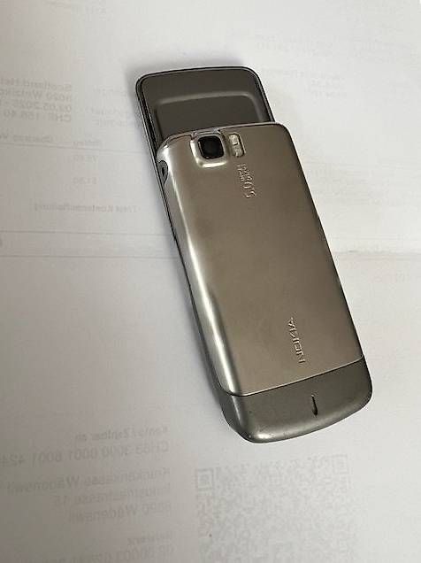 Telefoni cellulari / Smartphones: Nokia 6600i  Silber Metall – Usato da Bäretswil venduto da fotos1 2
