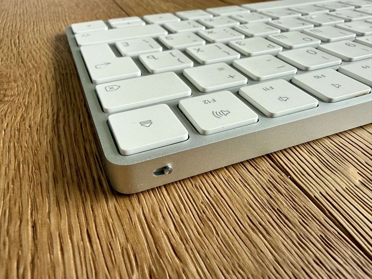 Apple Claviers: Apple Magic Keyboard, lightning, US/RU – D'occasion à Birrwil par eugene_m 4