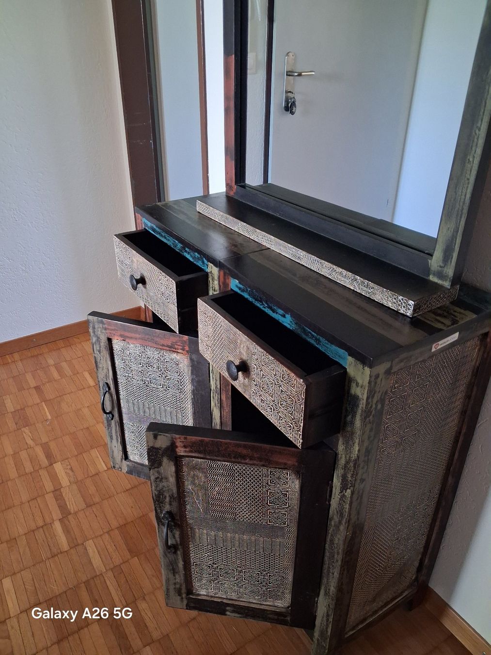 Cassettiere: Kommode für Schuhe Wolfmöbel 3teilig – Usato da Schaffhausen venduto da figi62 2