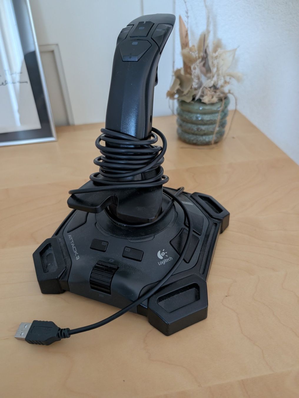 Logitech Attack 3 USB Joystick – Flight Stick (Gebraucht) in Wangen b ...