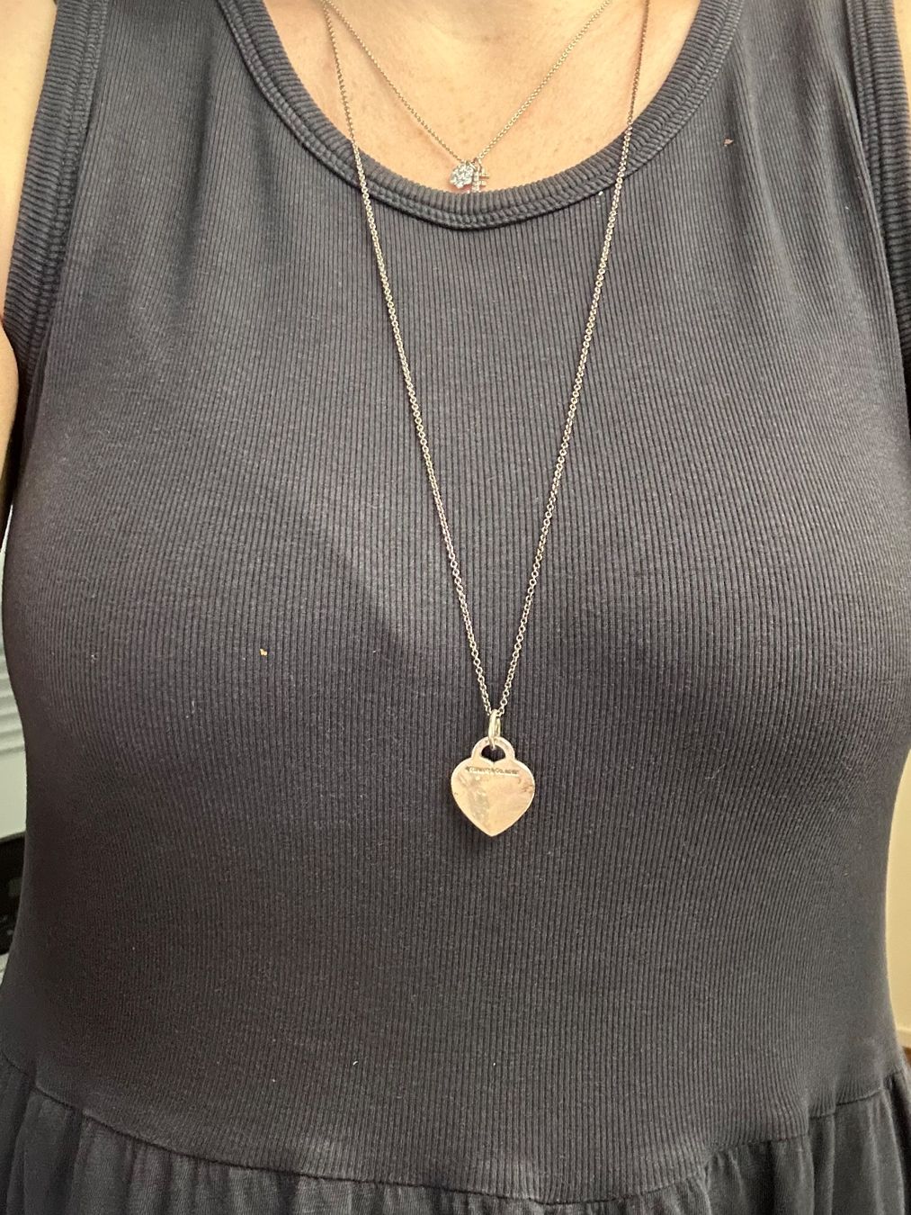 Tiffany & Co. Catenine: Tiffany Kette lang mit Herzanhänger – Usato da Schwyz venduto da lookatit 4