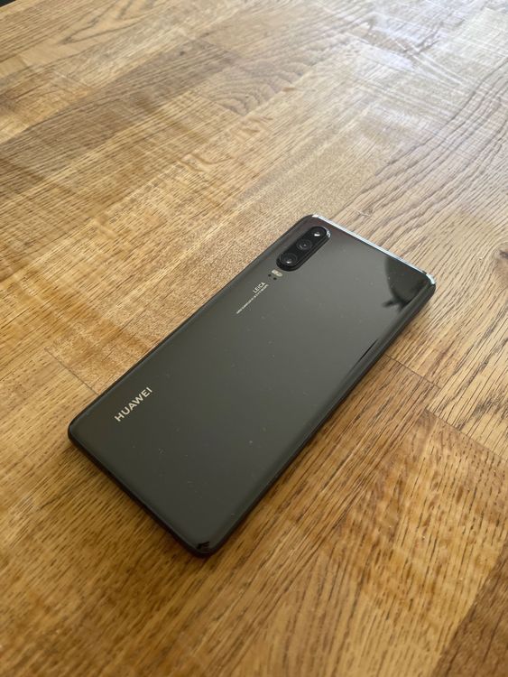 Huawei P30 (Defekt) in kriens für CHF 40 – mit Lieferung auf Ricardo kaufen