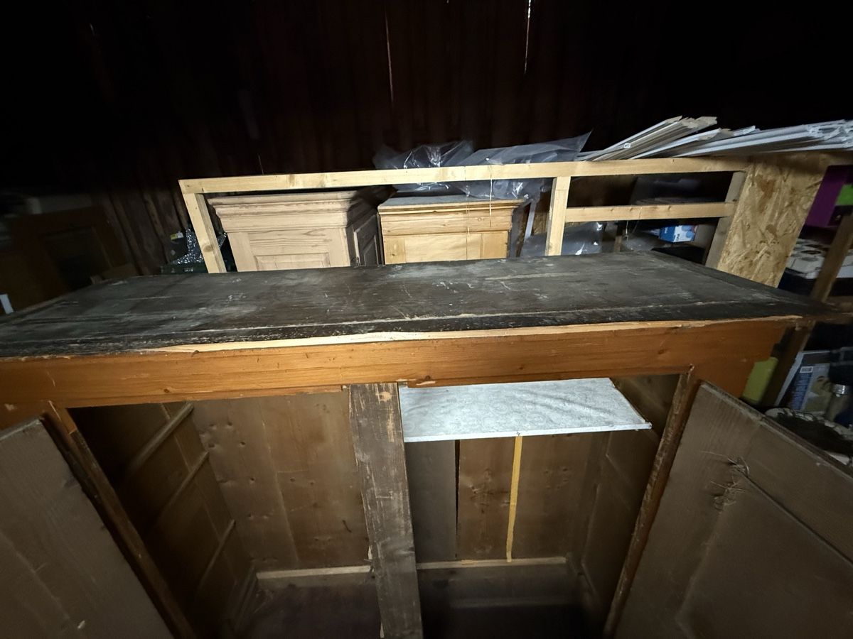 Armoires: Antiker Schrank – Défectueux à Studen SZ par Rambo1 4