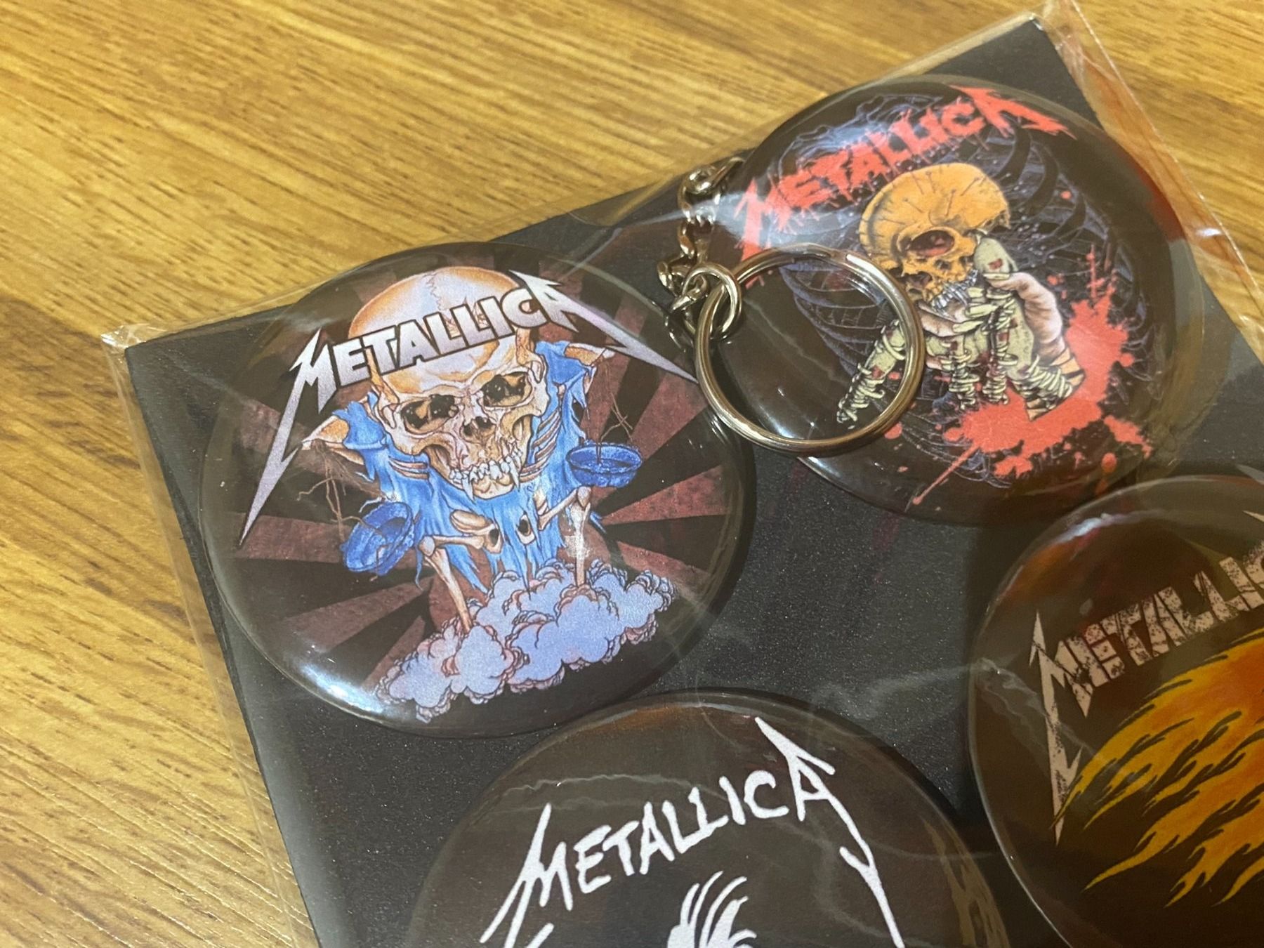 Calamite: Metallica Magnete & Flaschenoeffner – Nuovo (secondo la descrizione) da Basel venduto da FatCatPacksTheRatt 1