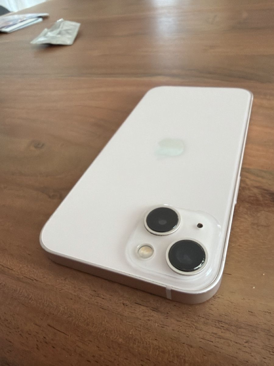 Apple Portables: Iphone 13 rosa – D'occasion à Augst BL par Marco869 3