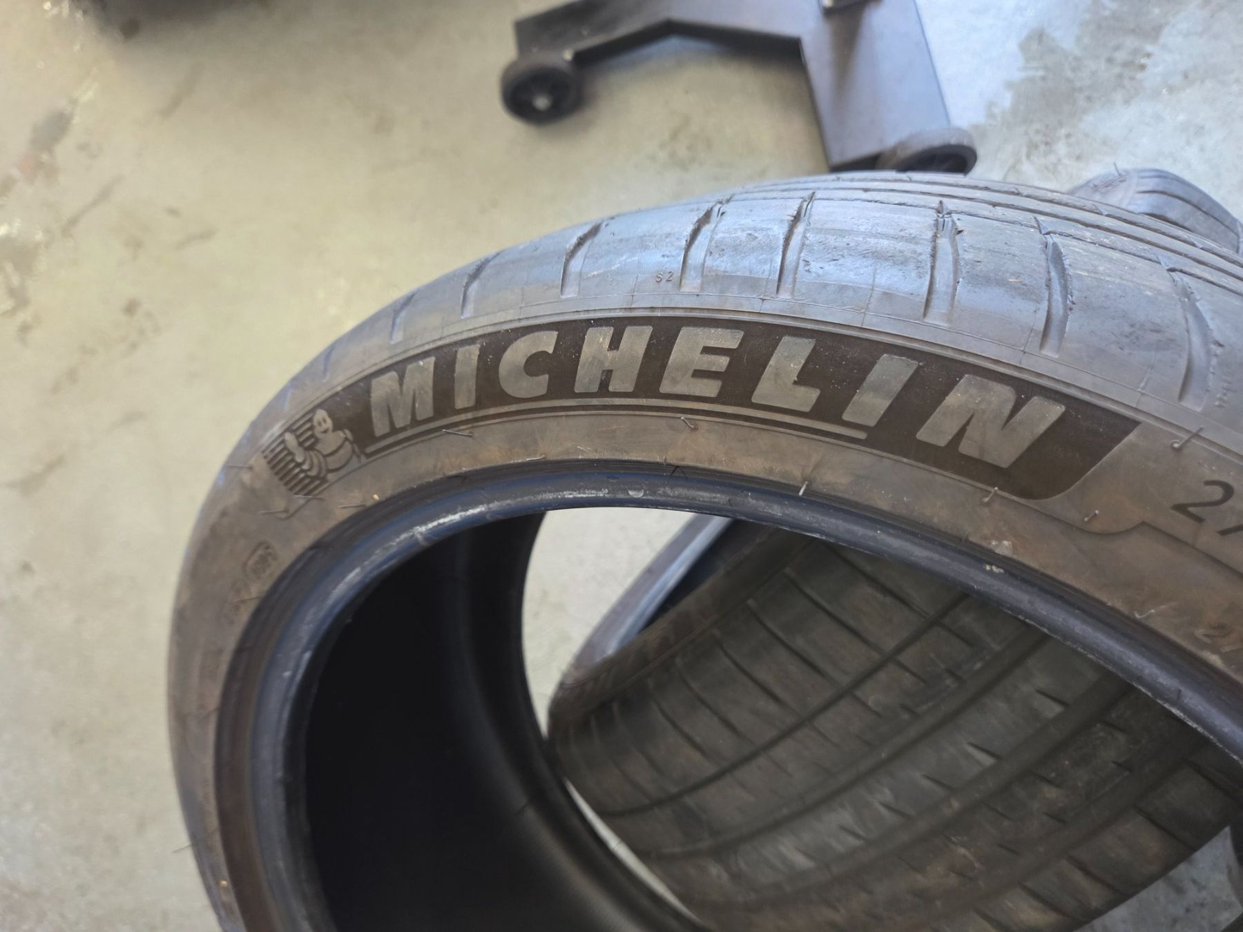 Michelin Pneumatici & Ruote complete: 275 / 35 ZR 19  Michelin – Usato da Fischbach-Göslikon venduto da Emanuel.Bardhi 4