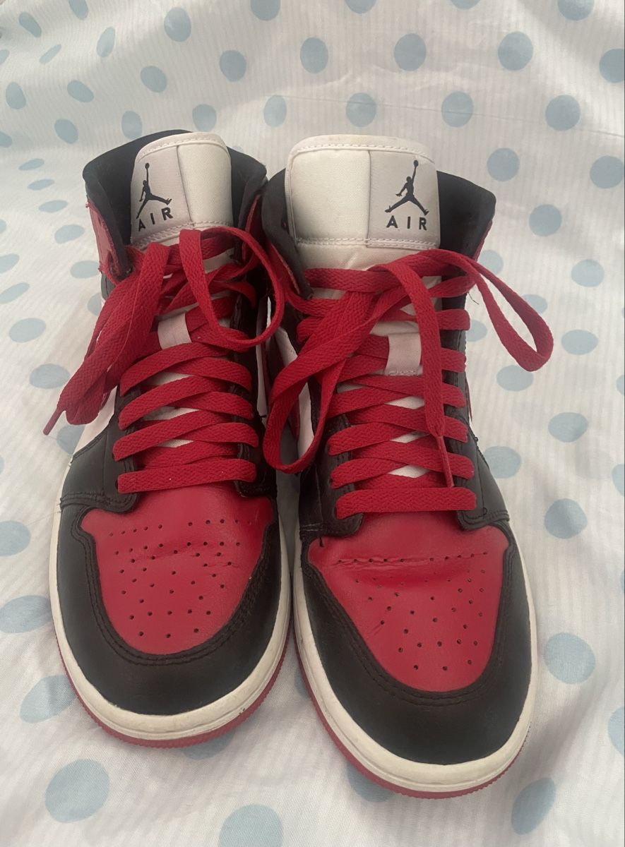 Nike Herrenschuhe: Jordan 1 Mid rot – Gebraucht aus Wohlenschwil von chi_k9ds 1