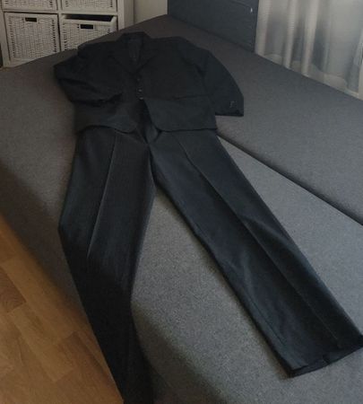 Elegantes Männer Kostüm, Grösse XL, Dunkelblau