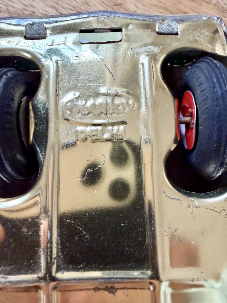 Giocattoli: 3 Blechautos Modell Oldtimer Set akzeptabler Zustand – Usato da Fribourg venduto da Fmia 3