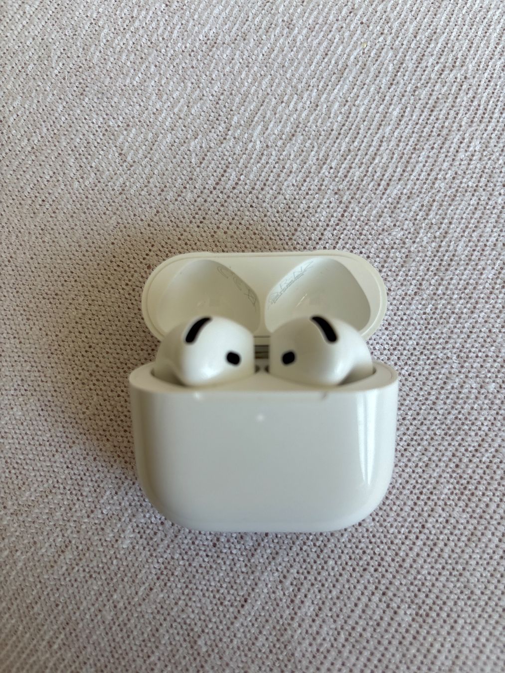 Apple Cuffie: AirPods mit Seriennummer GPFWNPXDX6 – Usato da Amriswil venduto da lom_g25z 2