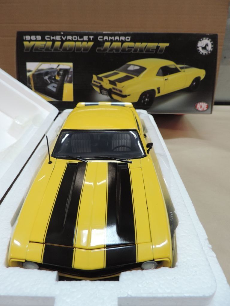 Chevrolet Modellini d'auto: 1969 Chevrolet Camaro ACME 1:18 – Nuovo e nell'imballaggio originale da Epautheyres venduto da LordSkull 1