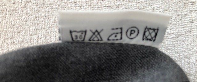 Gonne: Jupe crayon noire fendue élégante 36 – Usato da Aigle venduto da Tchamille 2