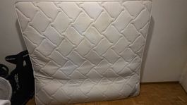 Matelas casi neuf de 190x140x25cm