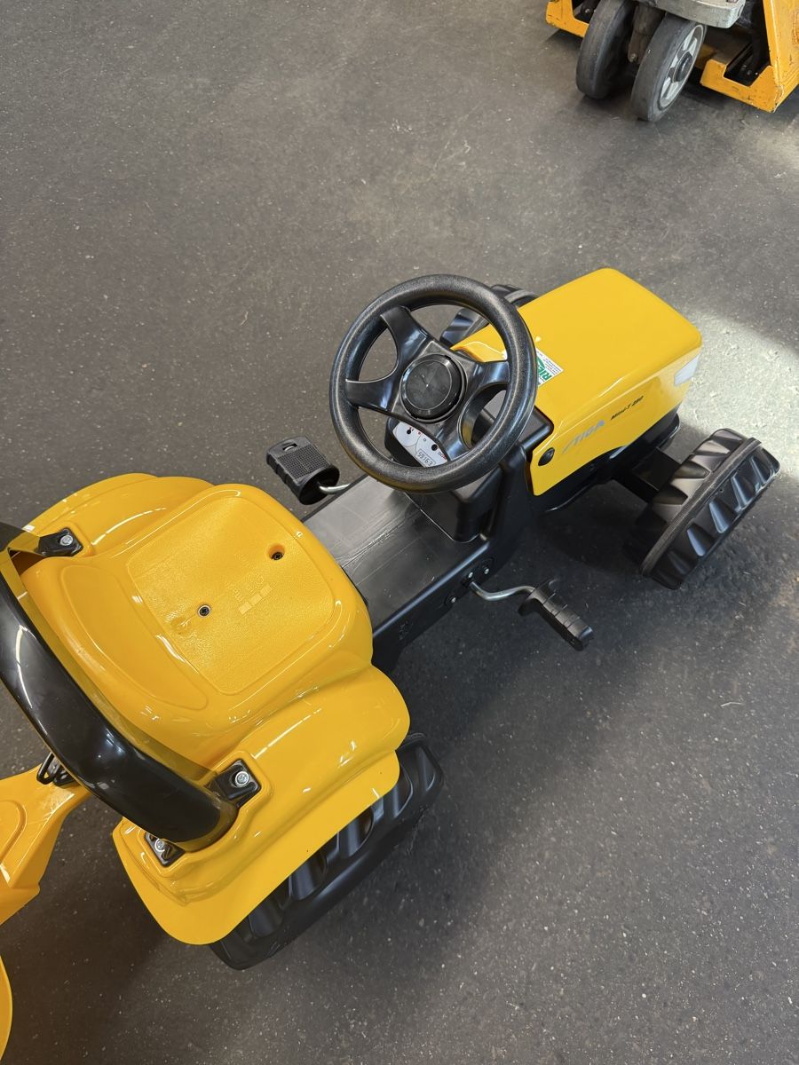 Véhicules pour enfants: Stiga Kinder Traktor mit Anhänger – D'occasion à Malters par BachBrun 3