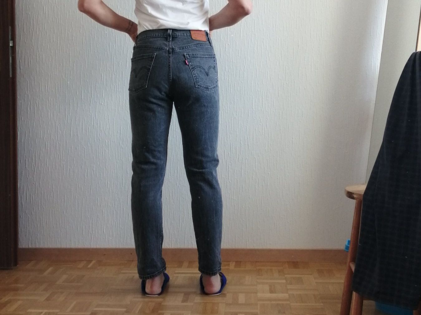 Jeans: Jean Levi's 501 gris anthracite – Nuovo (secondo la descrizione) da La Tour de Trême venduto da mar_p78p 1