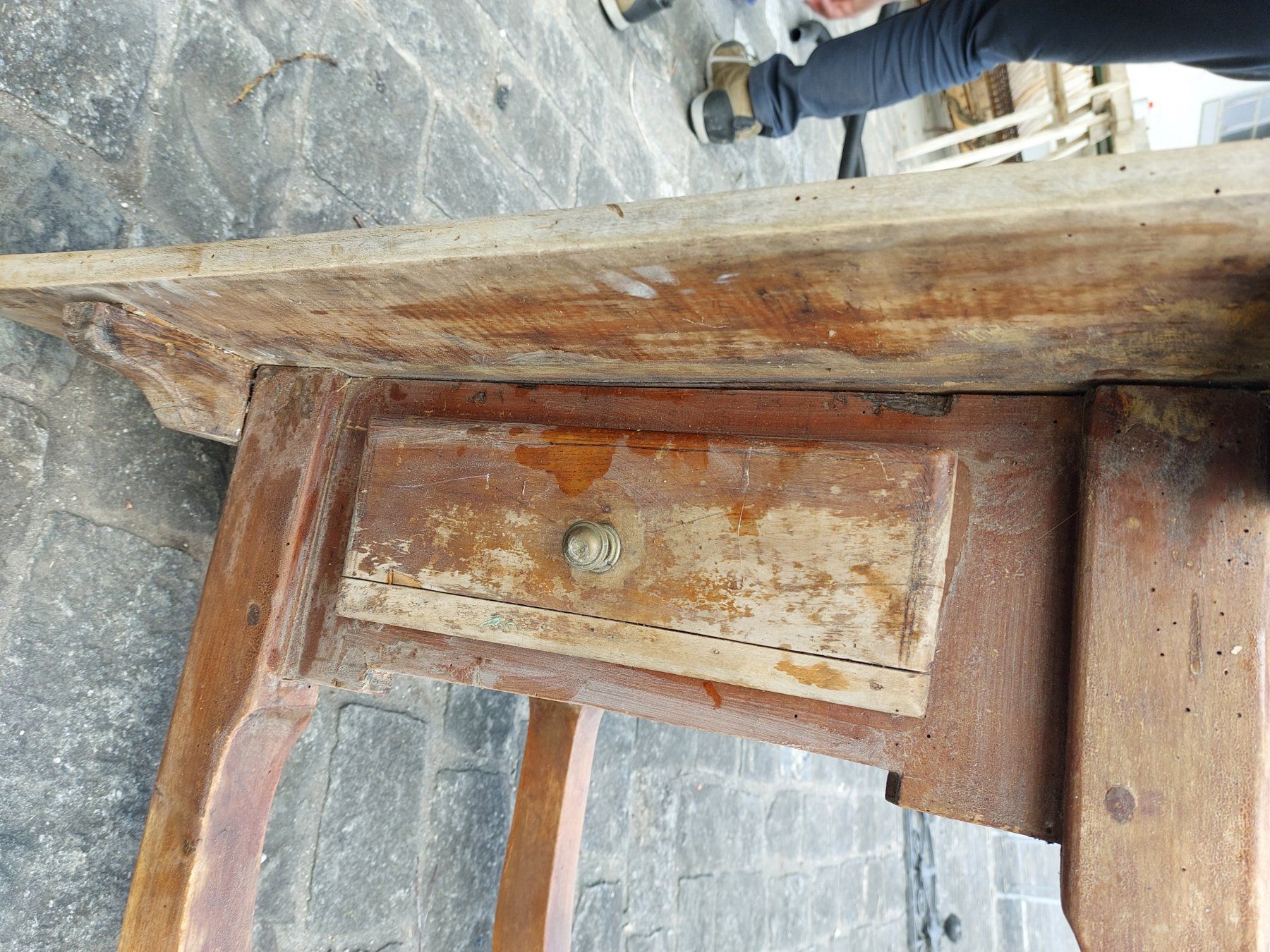 Tavoli: Charmantes antikes Bauerntischchen – Usato da Langnau am Albis venduto da Aphagen 5
