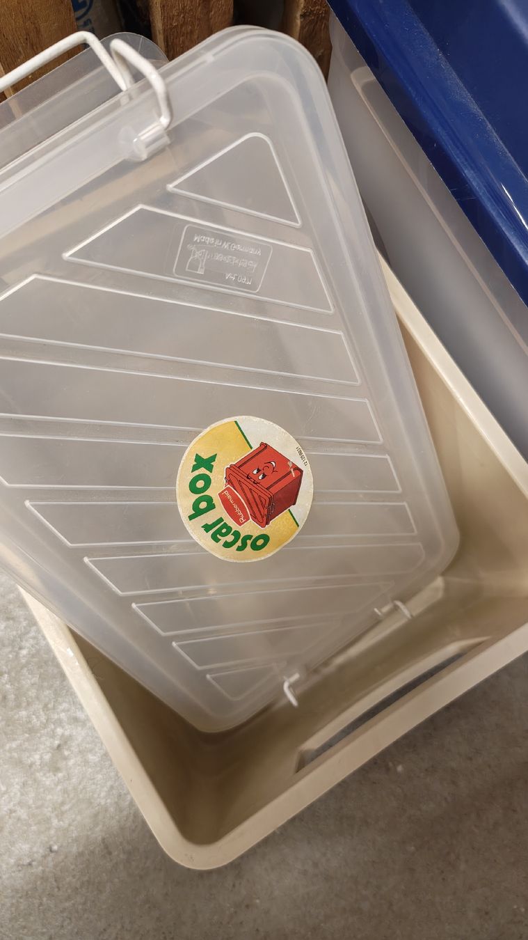 Contenitori & Simili: Diverse Plastik Boxen – Usato da Effretikon venduto da Superkarin7 4