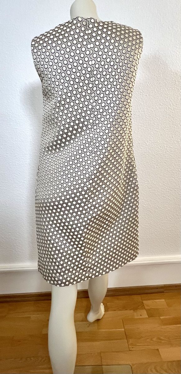 Costumi: ESCADA Kostüm Gr.34, Kleid mit Kurzarmjacke – Usato da Basel venduto da Bettybooo 6