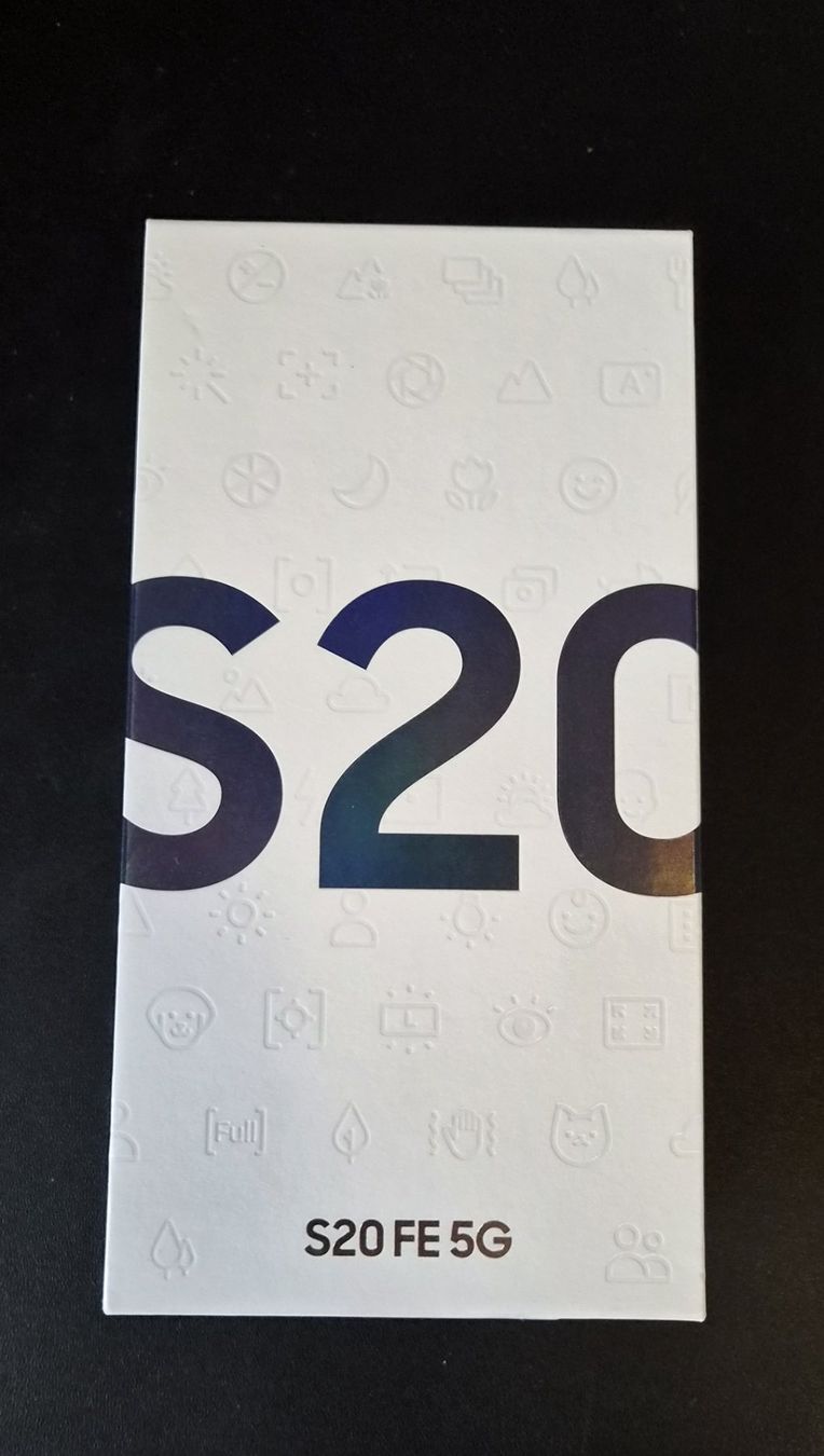 Samsung Telefoni cellulari / Smartphones: Samsung Galaxy S20 FE 5G (NEU) – Nuovo e nell'imballaggio originale da Wattwil venduto da Mibytes