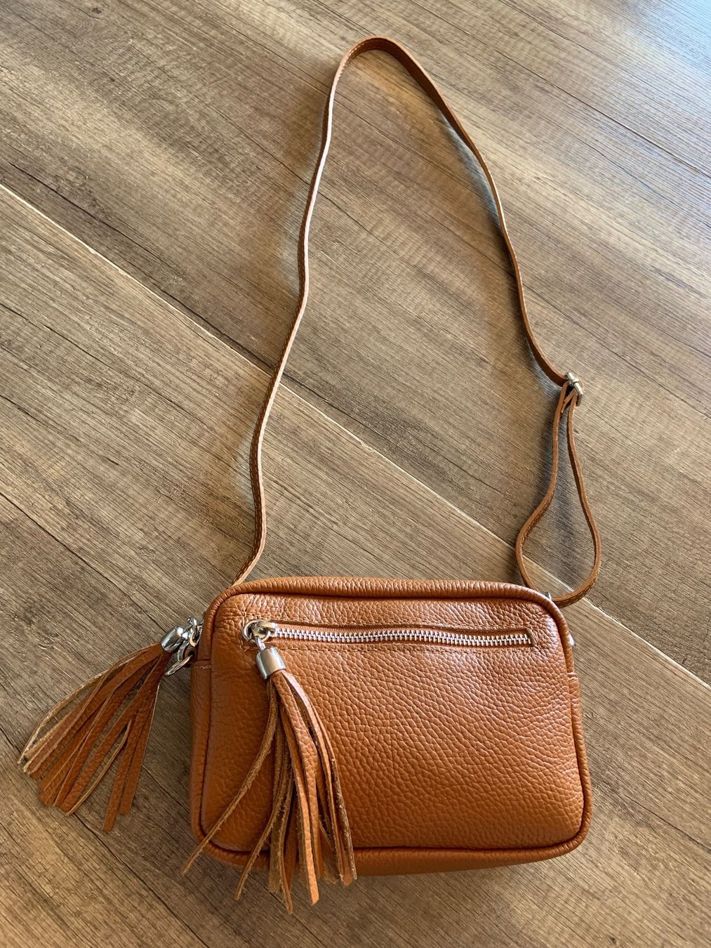 Taschen für Damen: Echtleder Umhängetasche – Neu (gemäss Beschreibung) aus Sigriswil von ck56 2