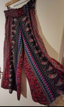 Damen Hosen Gr. L, neuwertig Marke: Fullah sugah🌸