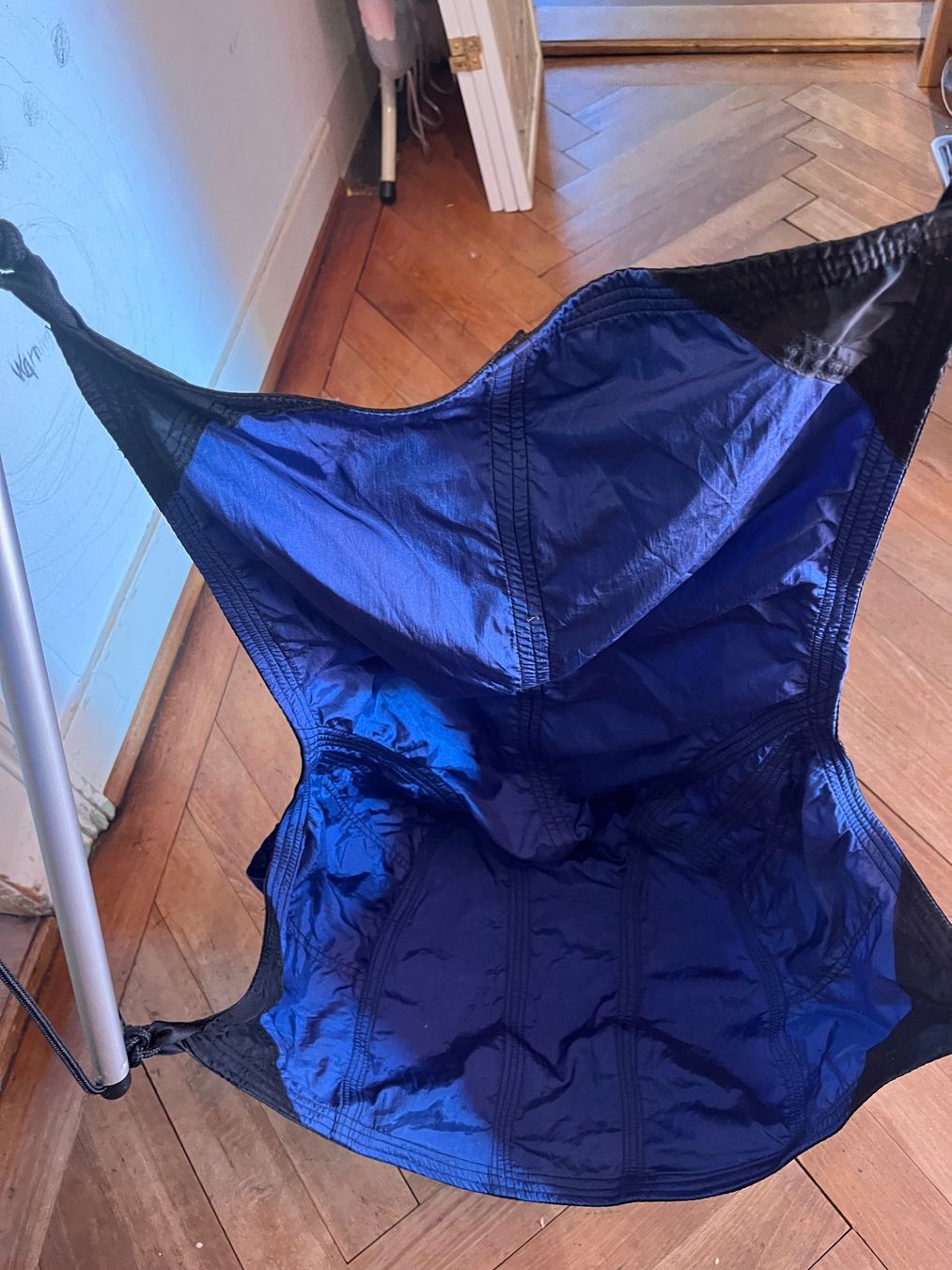 Poltrone pensili da giardino: Minimoonchair – Usato da Winterthur venduto da Blume888