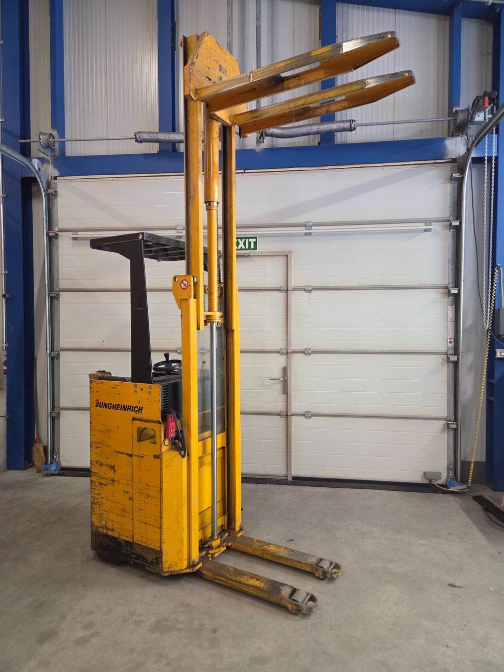 Gabelstapler & Hubwagen: Seitenstapler – Gebraucht aus Altbüron von joe2109 2