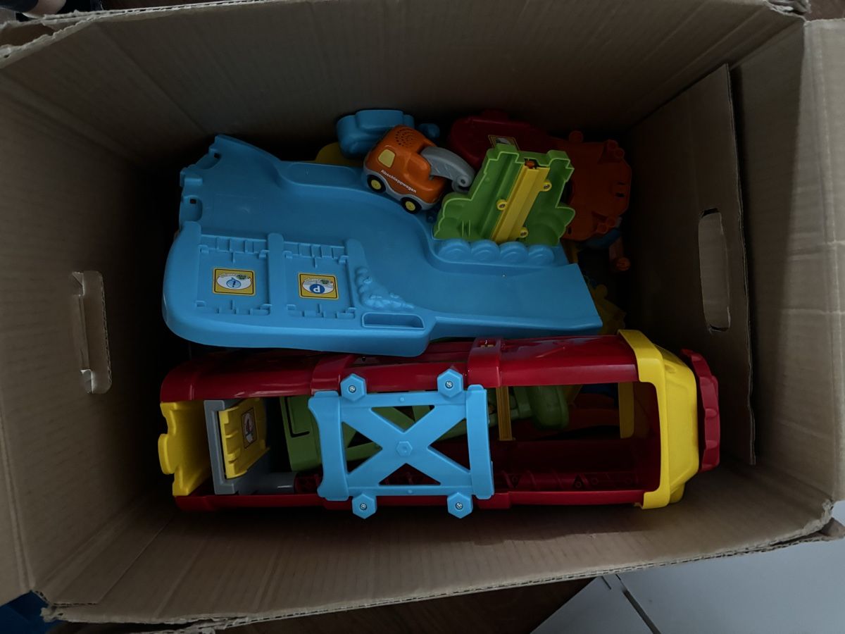 Vtech Giocattoli: Vtech Auto Garage – Usato da Buchrain venduto da Ham2383