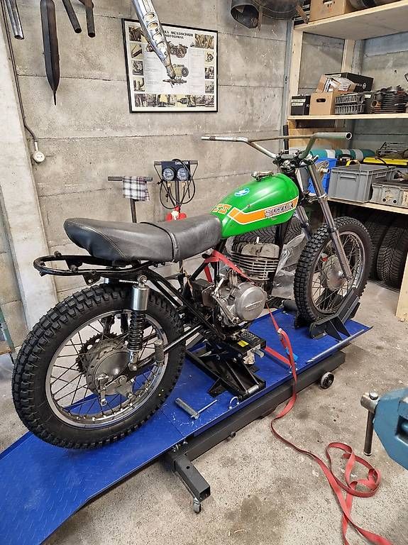 Suzuki Enduro: Suzuki TS250 – Usato da Netstal venduto da TheScherrer 1