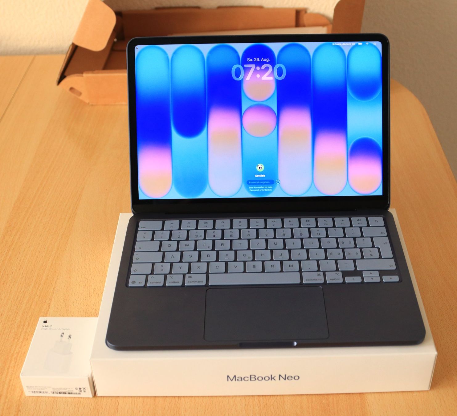 Apple Notebooks: Apple MacBook NEO 13" – Neu (gemäss Beschreibung) aus Aristau von Gola 2