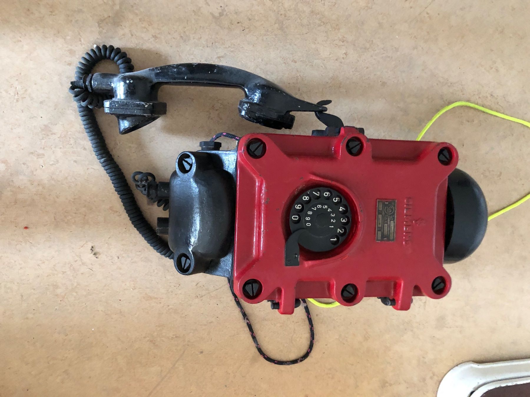 Telefoni: Altes Wandtelefon – Usato da Lyss venduto da Spartan76