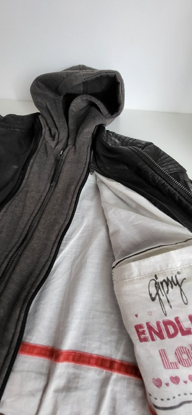 Vestes: Leather jacket – D'occasion à Camignolo par Hakunamat5 3