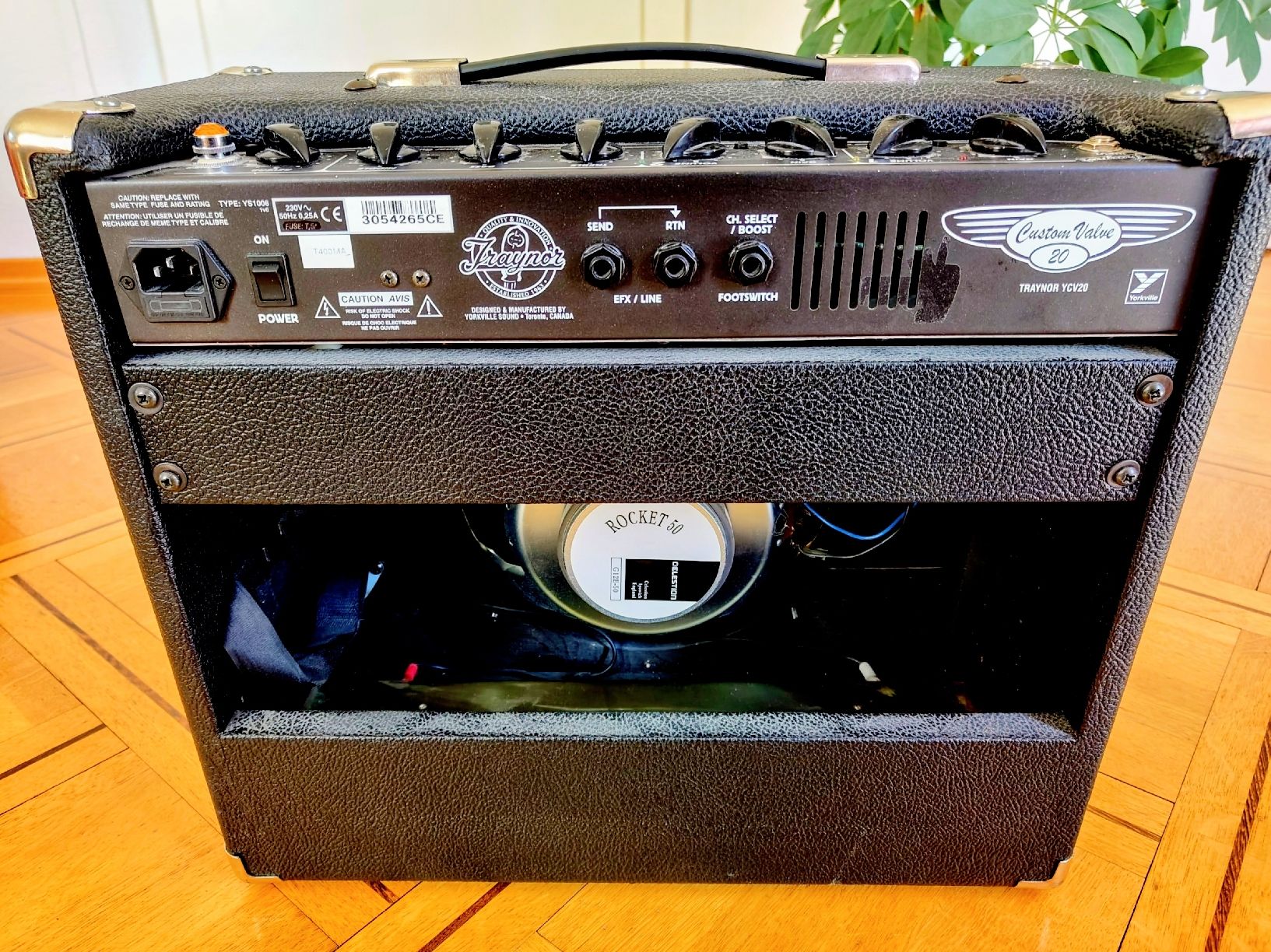 Strumenti musicali: Traynor Custom Valve 20 – Usato da Saviese venduto da _durian_durian 1