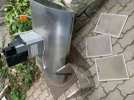 Grosse Ablufthaube V-Zug komplet funktioniert 