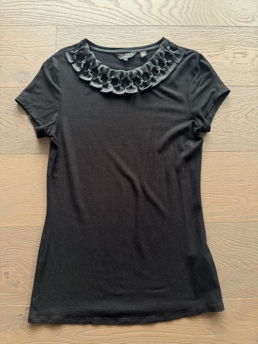 Ted Baker T-shirt: Ted baker Tshirt – Usato da Melide venduto da Nikola-123