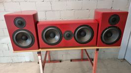NOMI M1, Studio 2.1 Set in Burgund Red