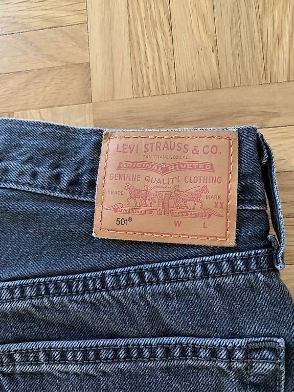 Levi's Jeans: Levi's Jeans 501 – D'occasion à Dübendorf par Laeola 3