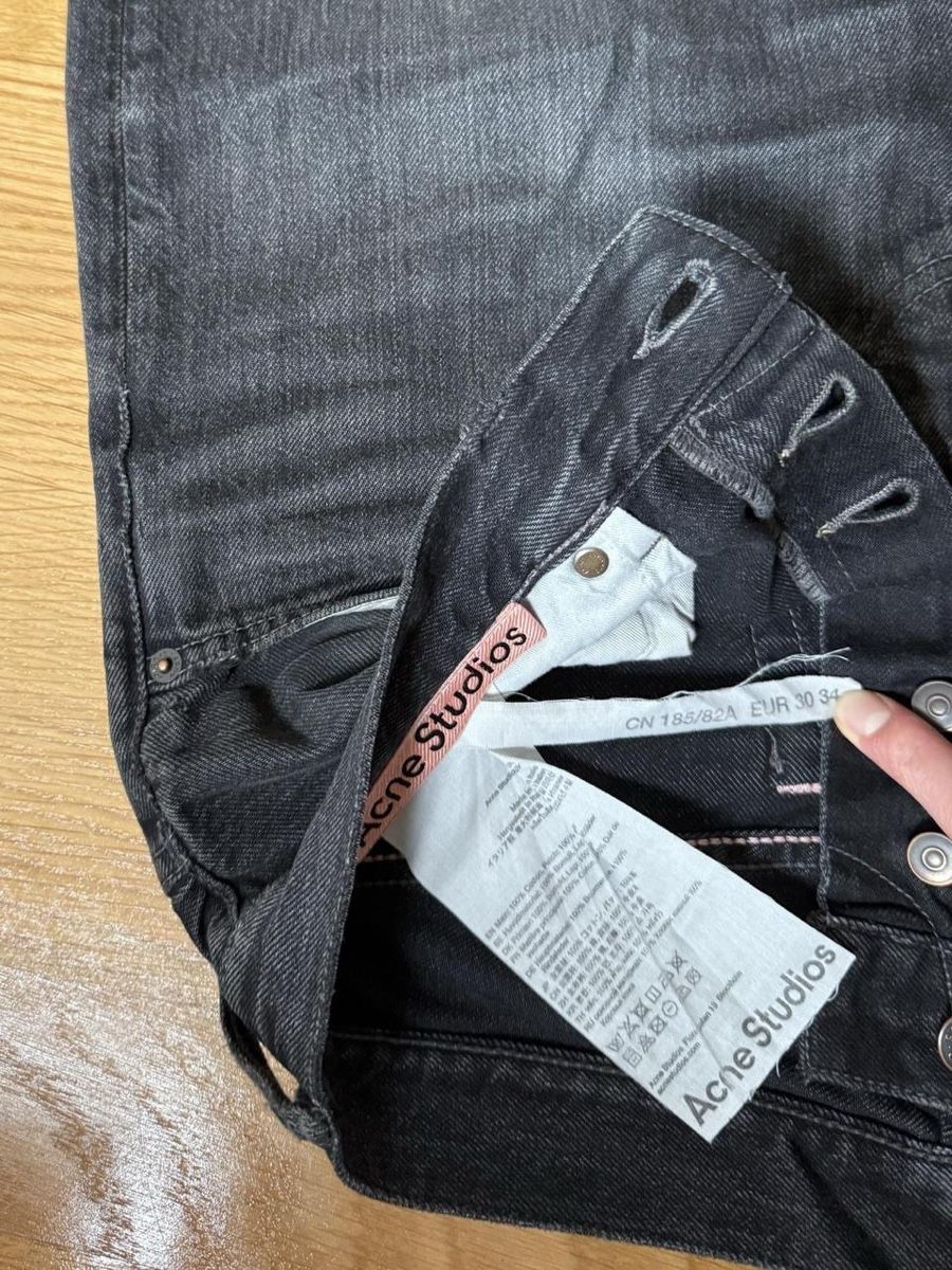 Acne Studios Jeans: Acne Studios 2021M Bootcut Jeans Black – Usato da Zürich venduto da sam_g2zl 1