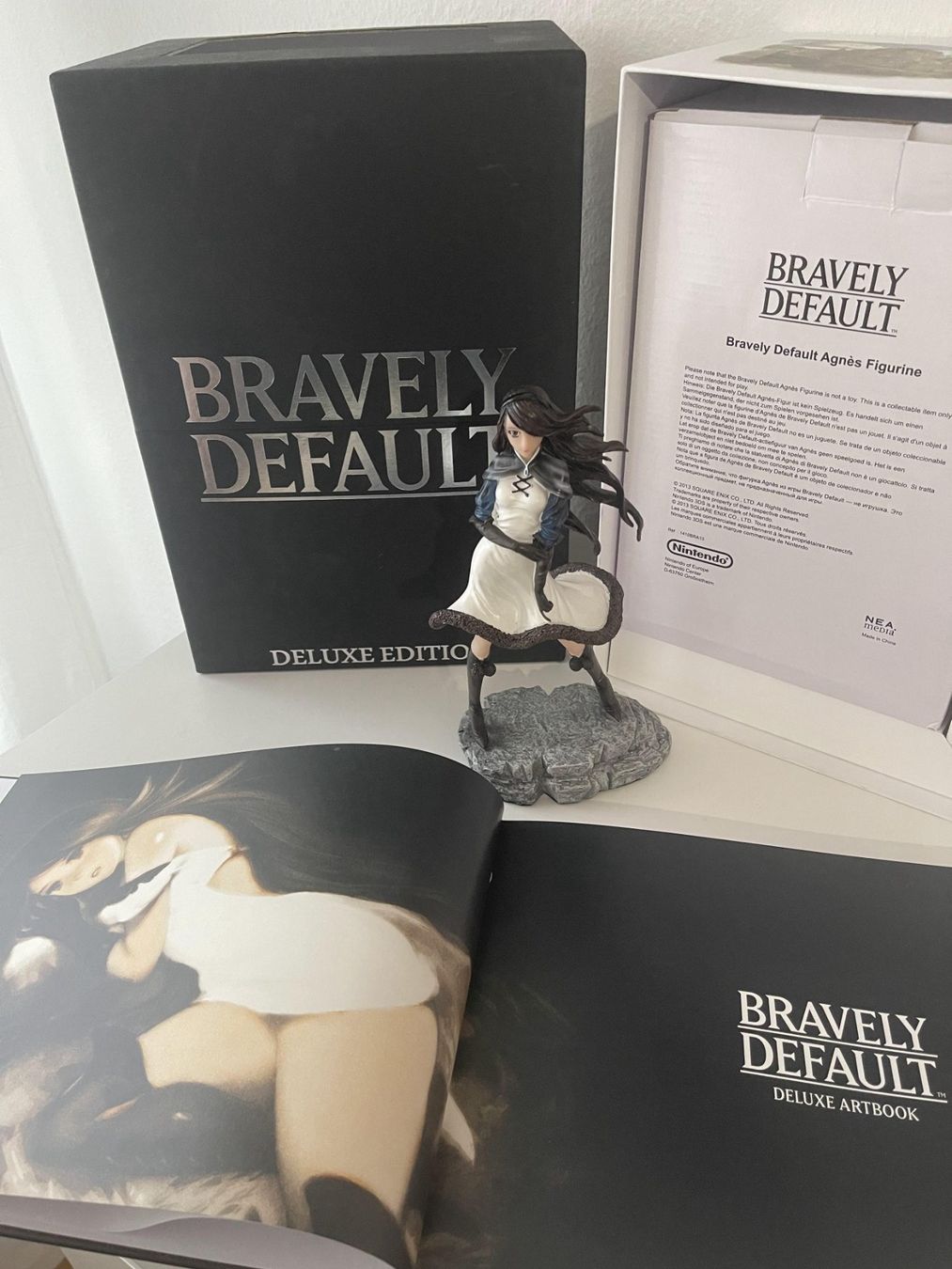 Statuette: Bravely Default –Deluxe Edition – Nuovo e nell'imballaggio originale da Fribourg venduto da C.Garcia