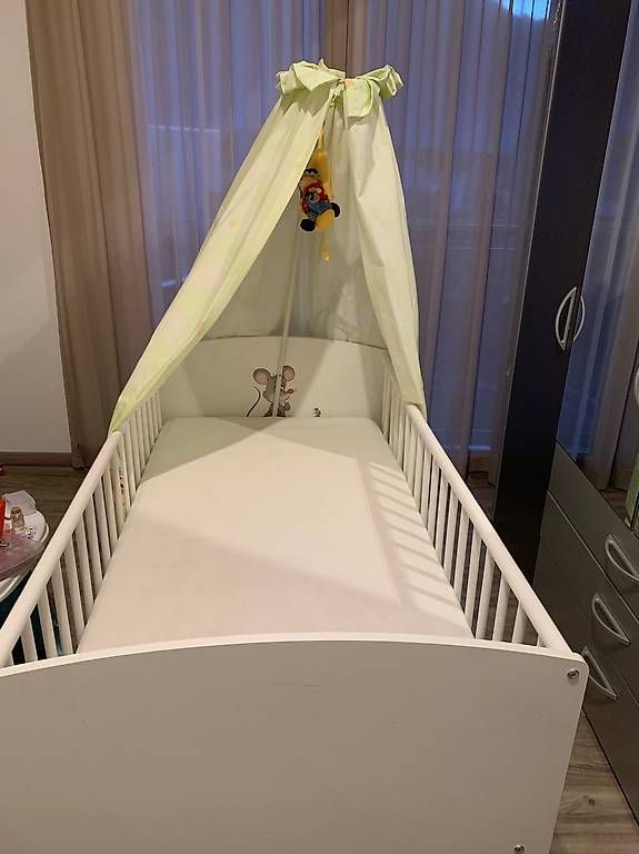 Lits: Kinderbett – D'occasion à Schänis par Lacjen