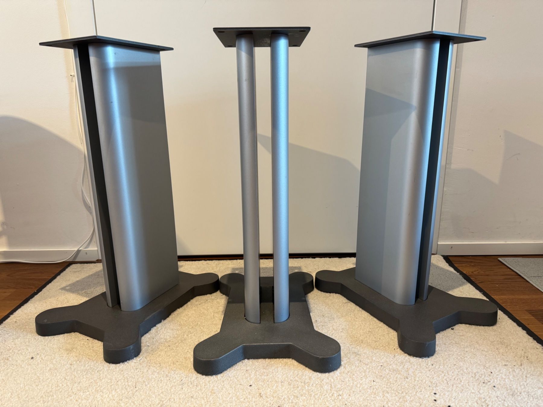専用 Bowers & Wilkins B&W FS-700 ースタンド 3 x Bowers & Wilkins B&W FS 700 Series 1 Lautsprecherständer