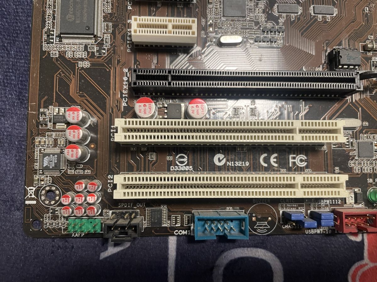 Asus Schede madri: Carte mère ASUS P5Q Pro Turbo complète – Usato da Denges venduto da Ricautomotive 3
