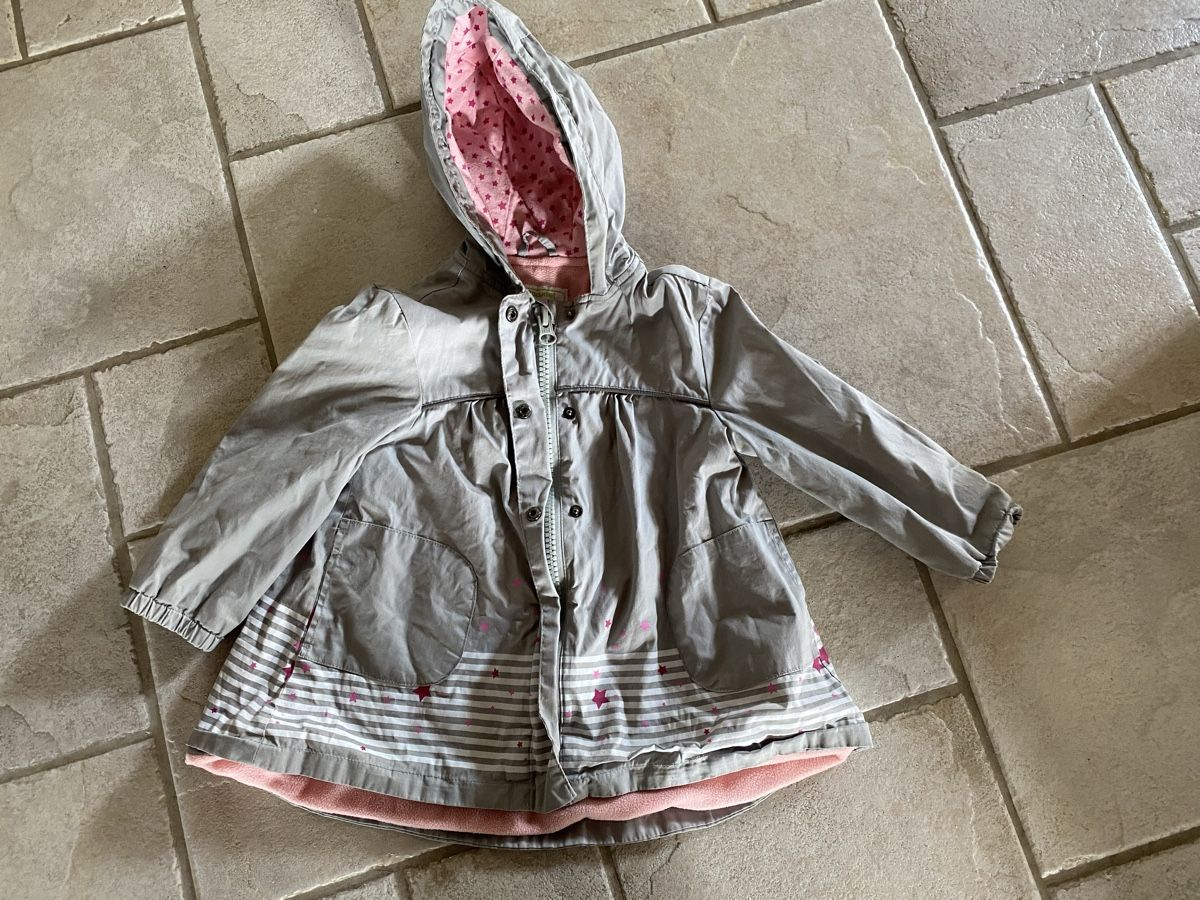 Vertbaudet Giacche & Cappotti: Frühlingsjacke Grösse 104 – Usato da Witterswil venduto da Chivy