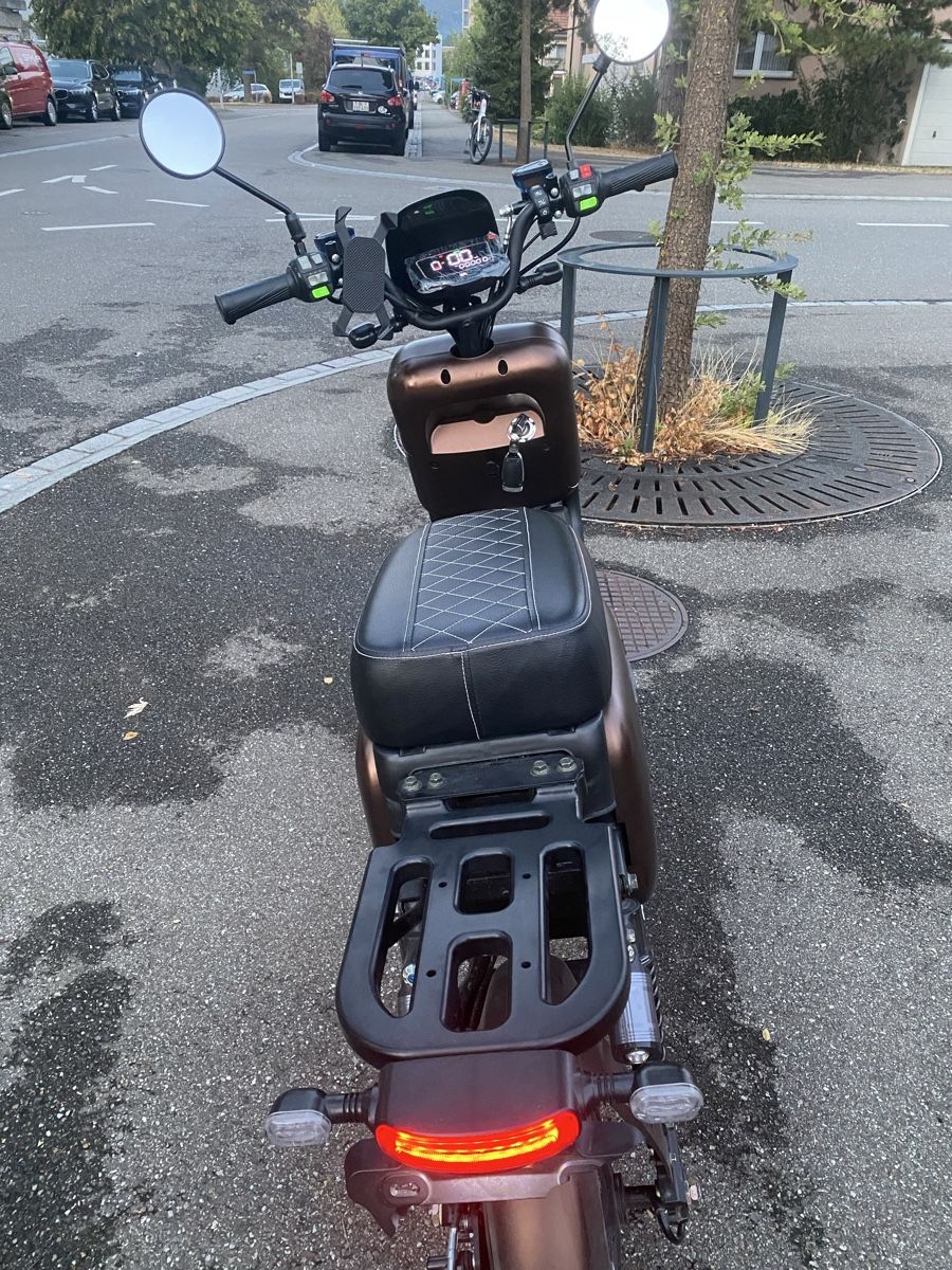 Voiturettes électriques: E roller Zero  – D'occasion à Grellingen par OCC_ASION01 3