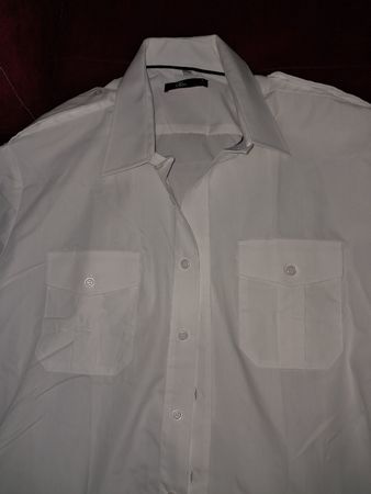 Herren Hemd Olino weiss mit Schulterklappen Grösse 43/44