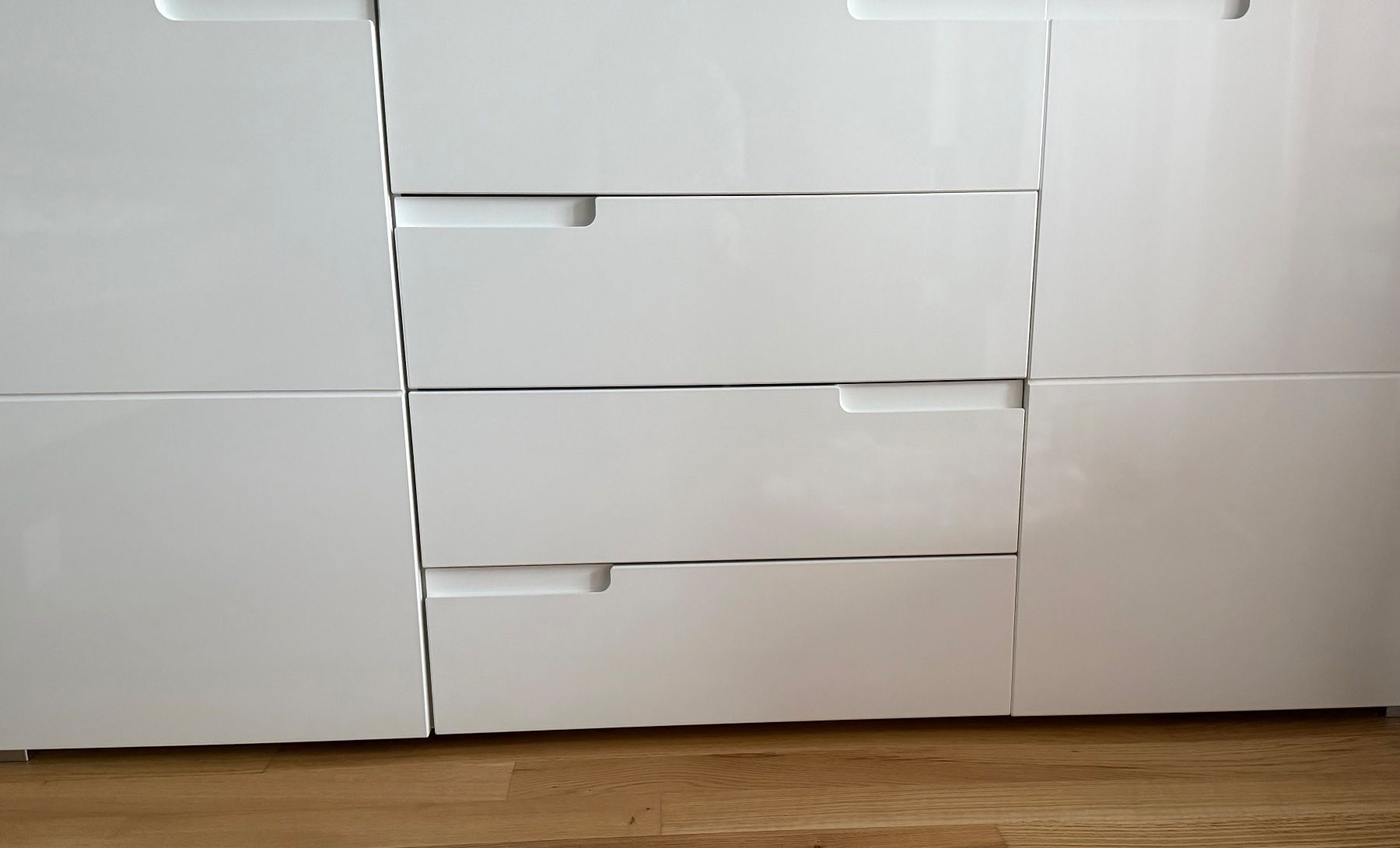 Cassettiere: Weisses Sideboard/Kommode mit Schubladen, Top Zustand! – Nuovo (secondo la descrizione) da Dettighofen venduto da LLu_w2hv
