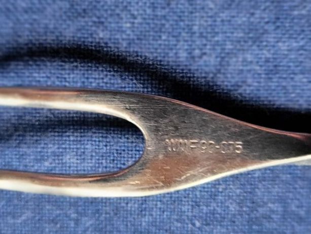 WMF Gabeln: WMF Vorlegegabel mit gedrehtem Stiel 90 versilbert – Gebraucht aus Zürich von Alcetta 2